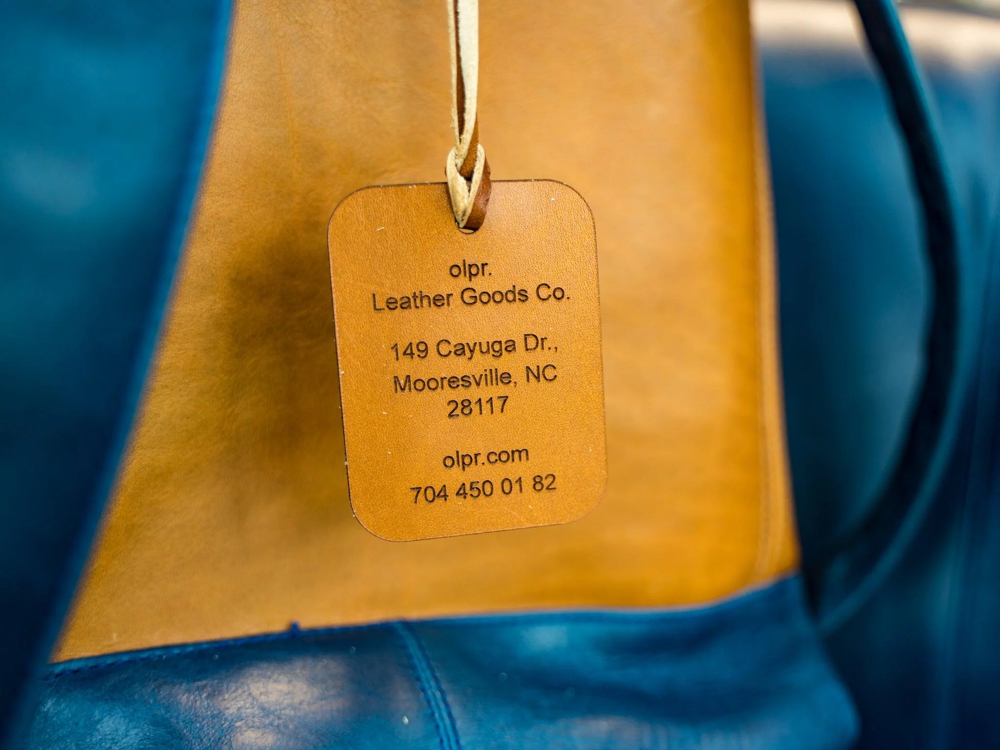 Milwaukee Leather Luggage Tag Large - Natural - Image 3