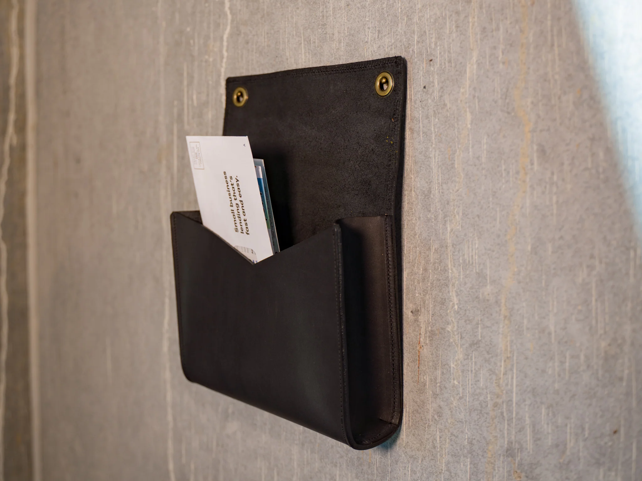 Milwaukee Leather Mail Box - Black - Image 3