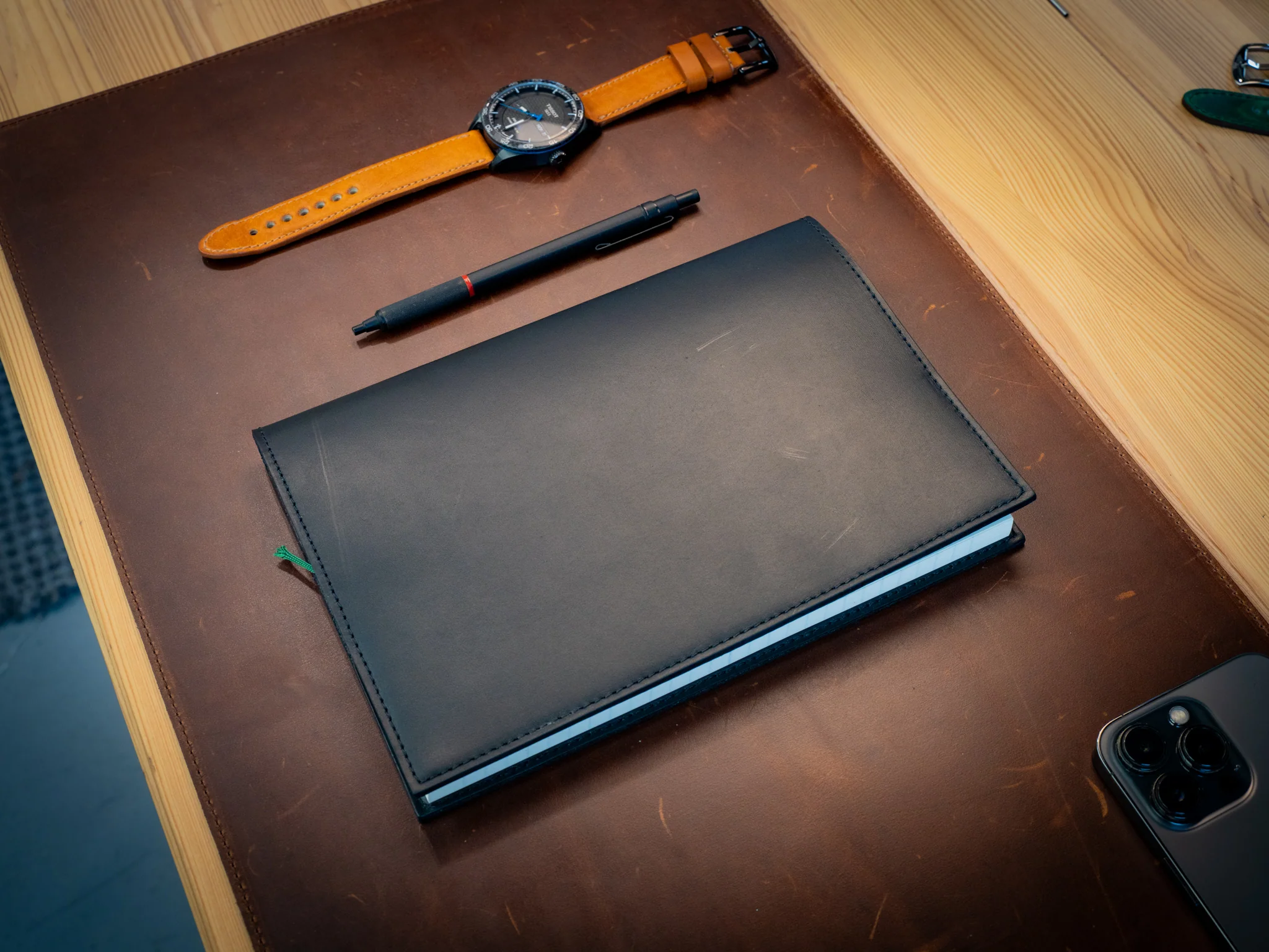 Milwaukee Leather Midori Notebook Cover - Black - Image 5
