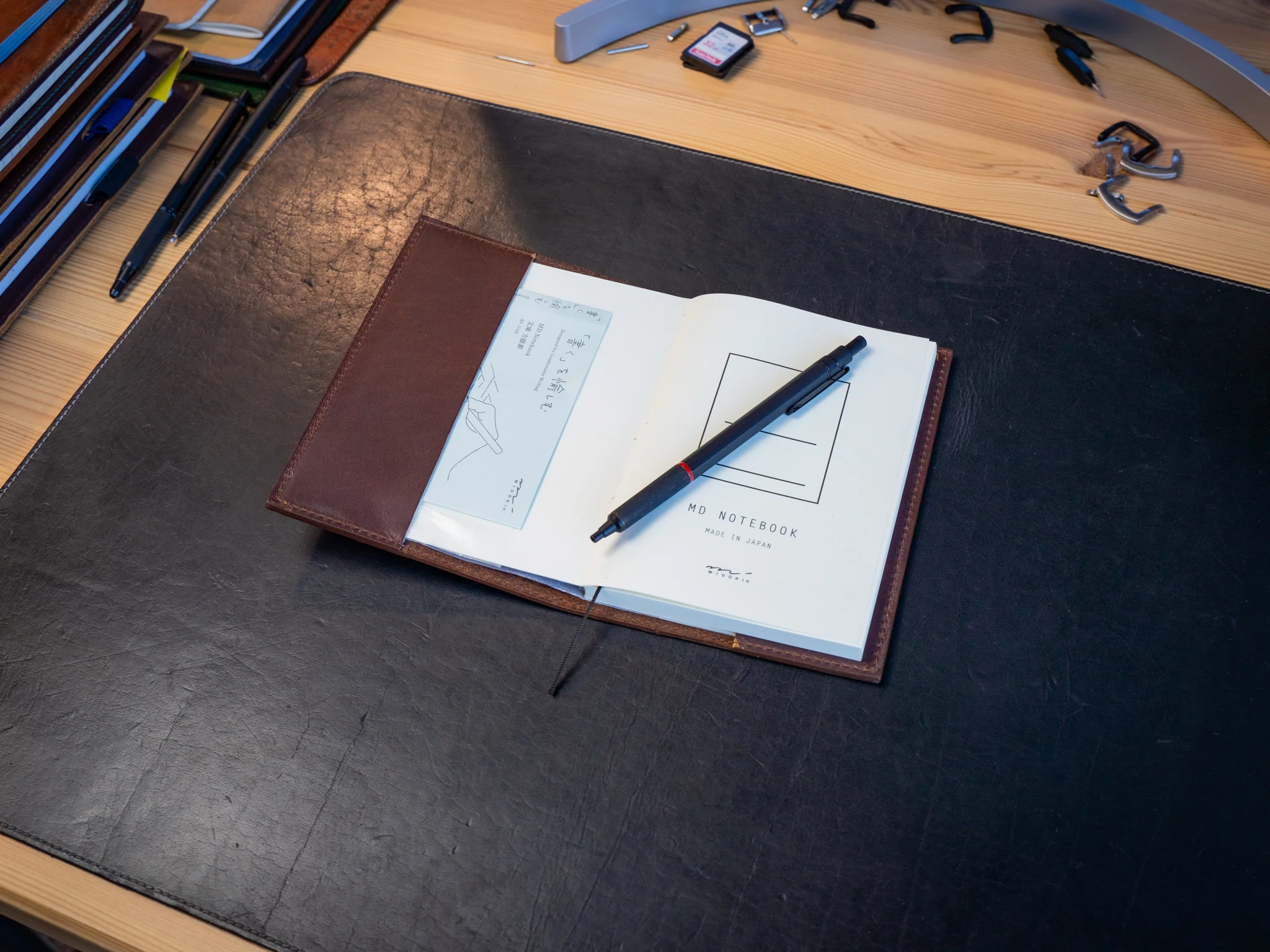 Milwaukee Leather Midori Notebook Cover - Chestnut - Image 10