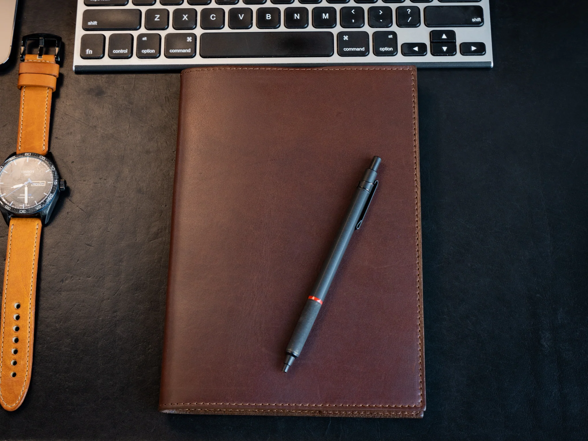 Milwaukee Leather Midori Notebook Cover - Chestnut - Image 3