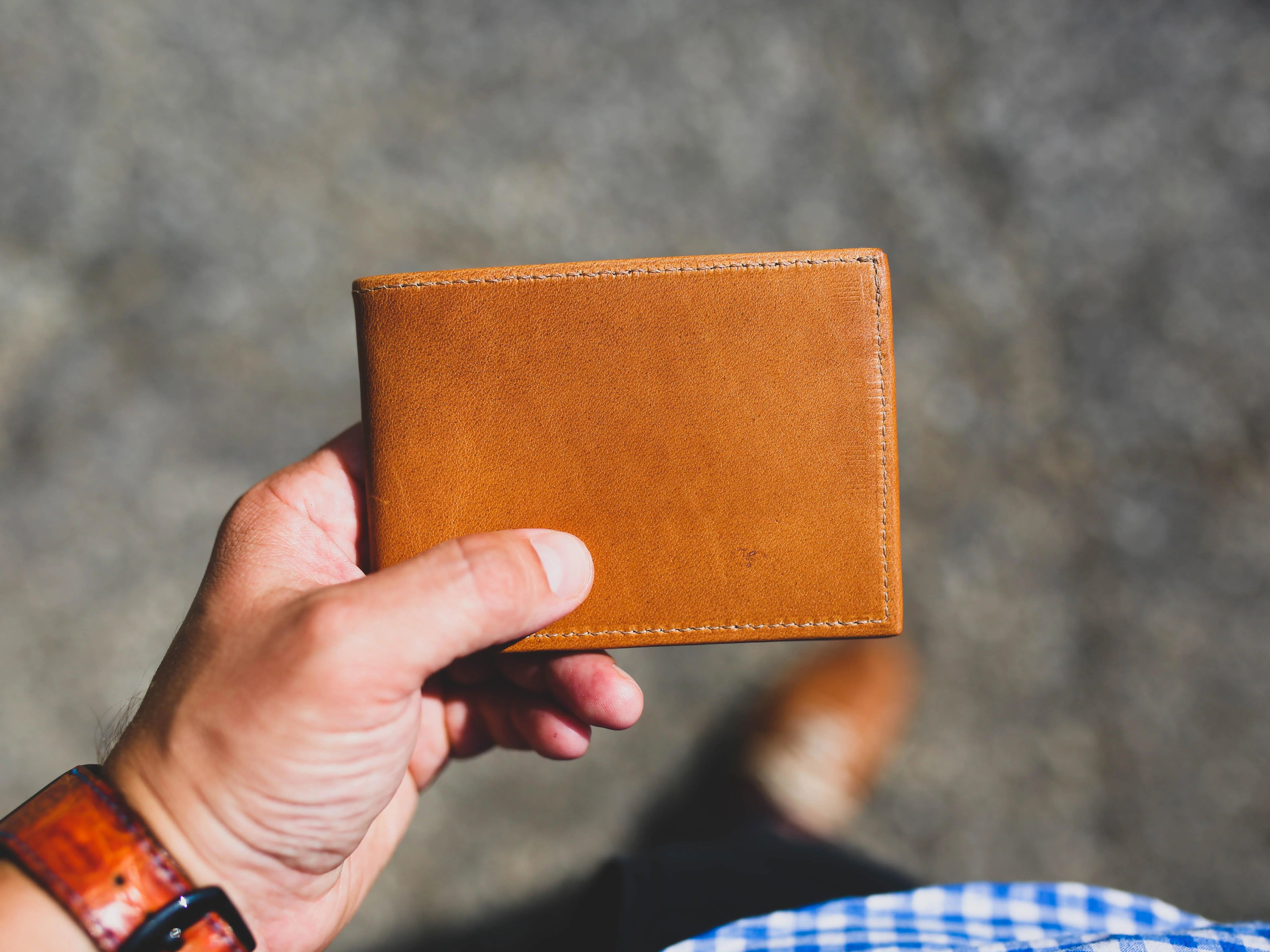 Milwaukee Leather Minimal Bifold Wallet - Natural - Image 2