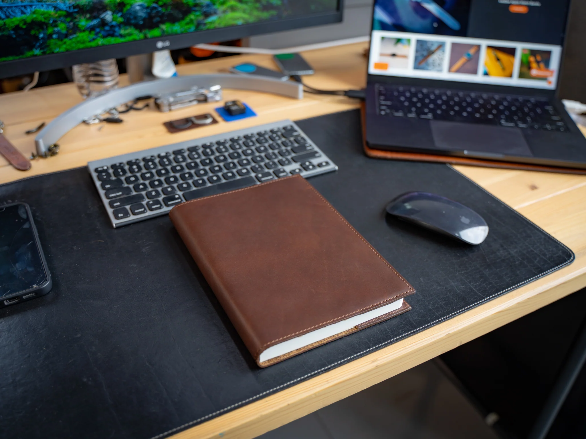 Milwaukee Leather Nanami Seven Seas A5 Journal - Chestnut - Image 2