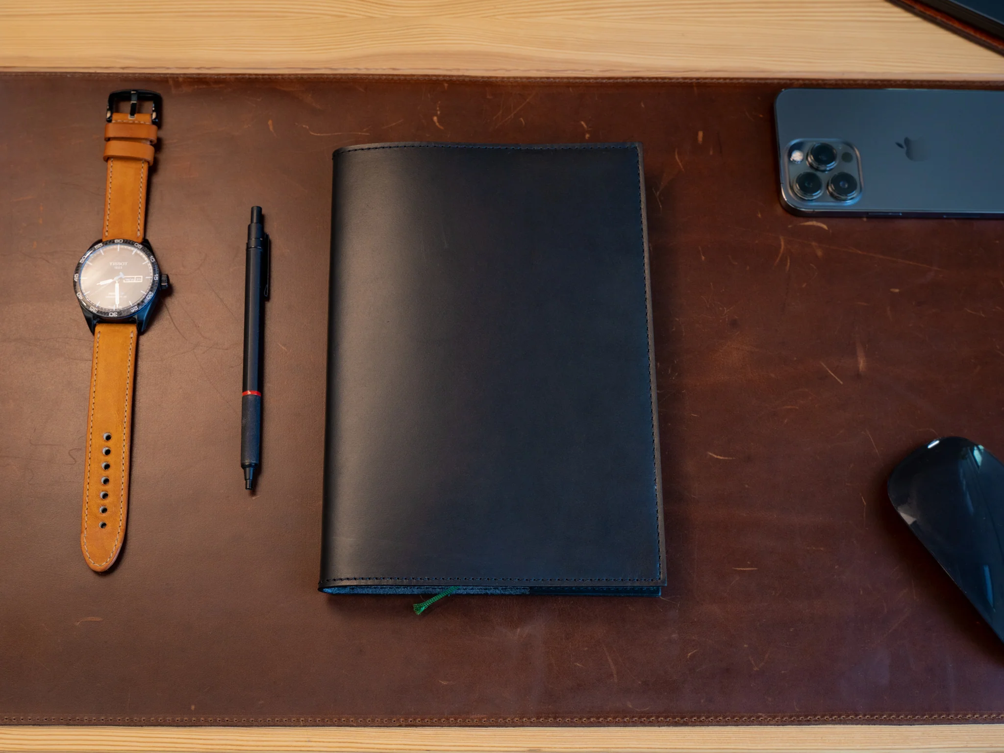 Milwaukee Leather Midori Notebook Cover - Black - Image 3