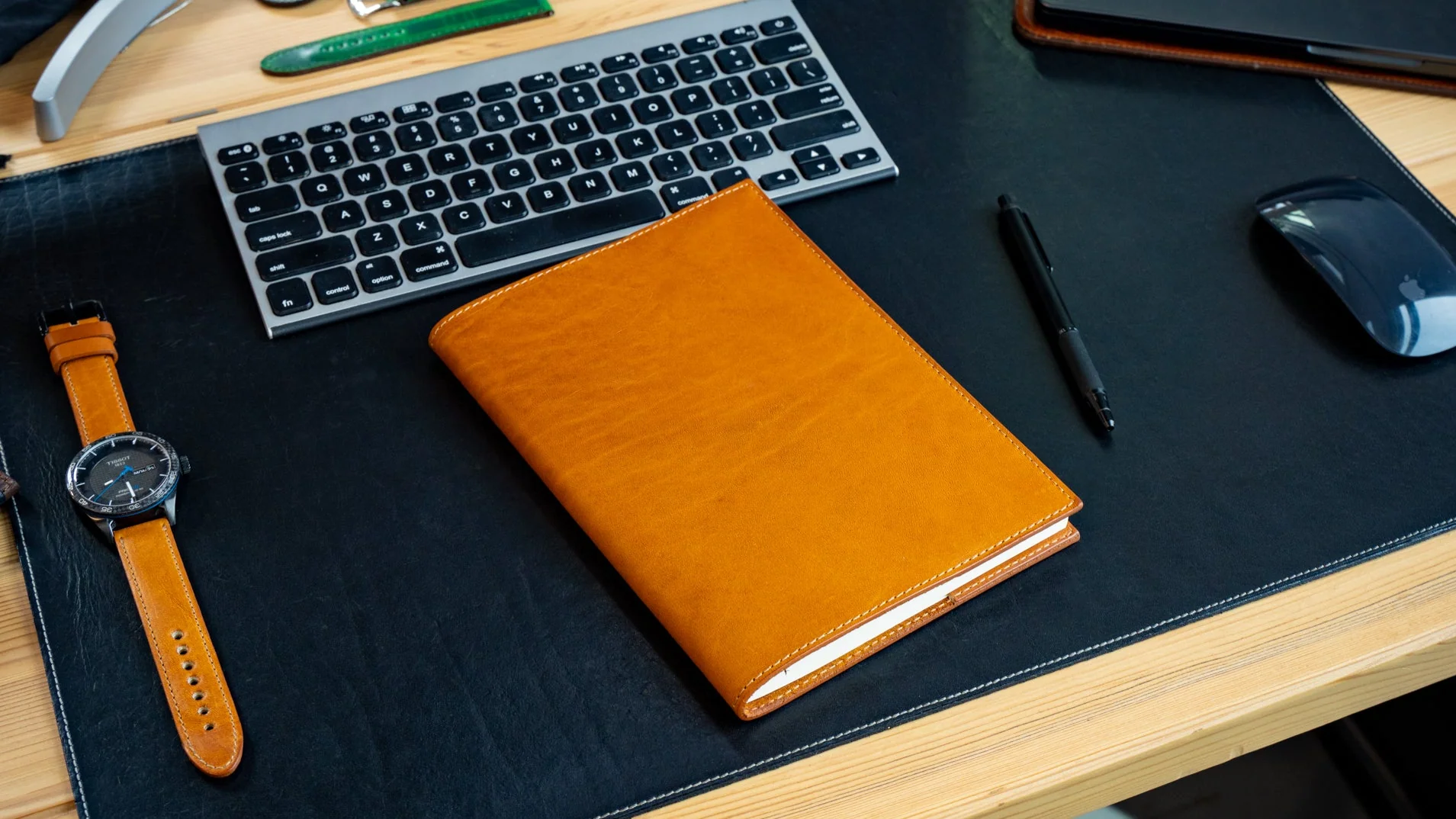 Milwaukee Leather Rhodia A5 Notebook Cover - Natural - Image 2