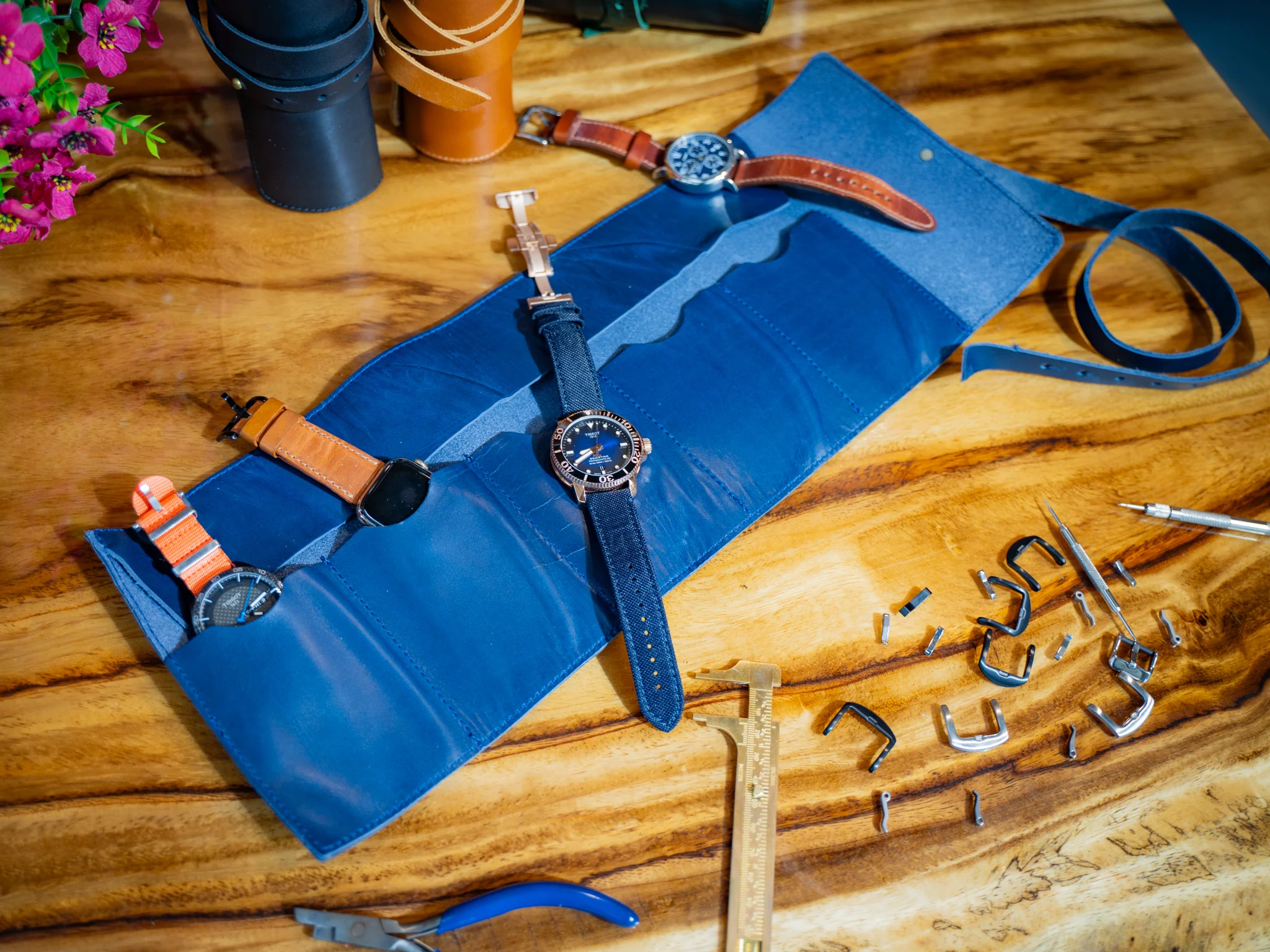 Milwaukee Leather Watch Roll - Navy - Image 3