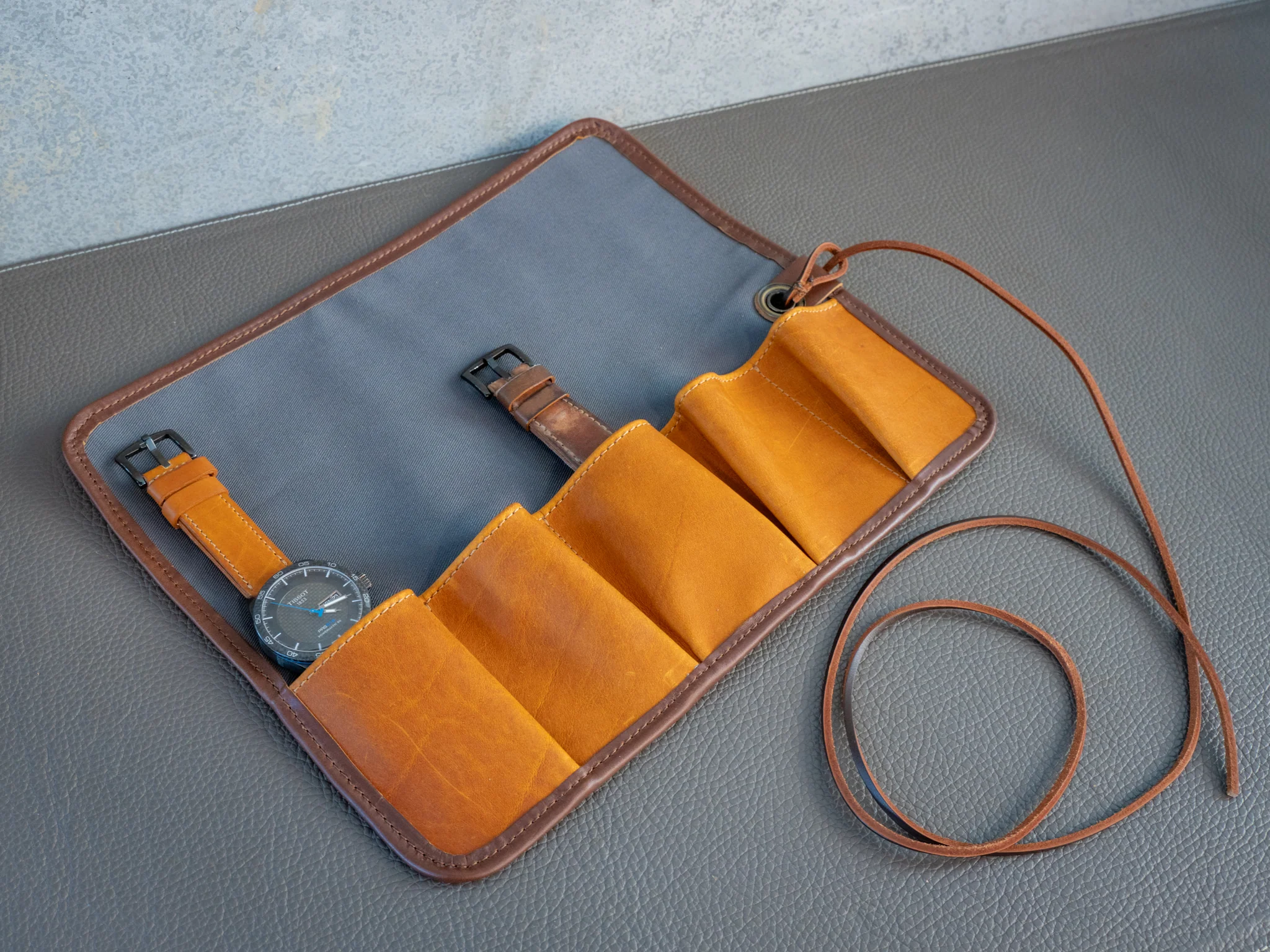 Milwaukee Leather Watch Roll with Lining - Chestnut - Image 5