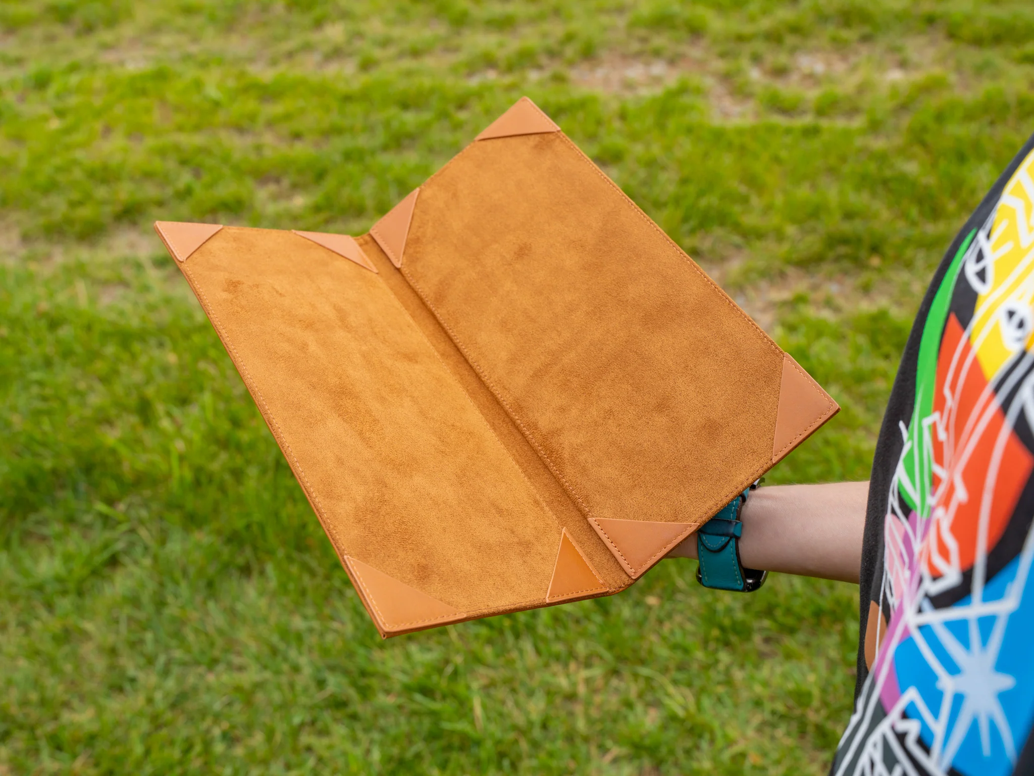 Vintage Leather Bifold Menu - Whiskey - Image 4