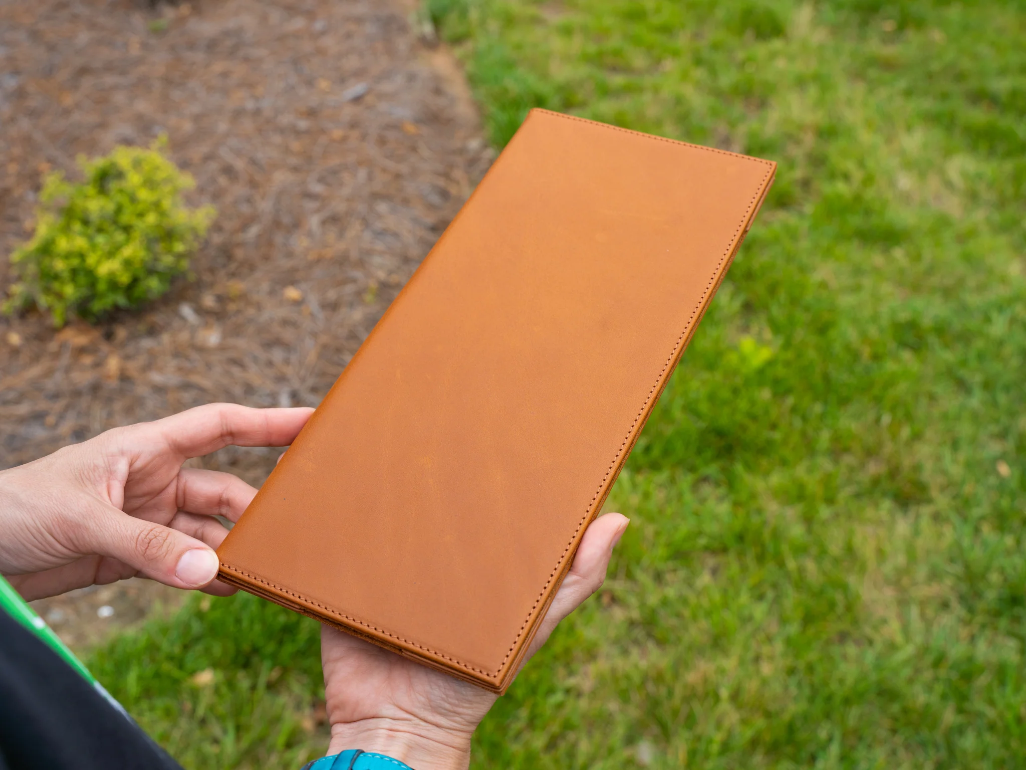 Vintage Leather Bifold Menu - Whiskey - Image 6