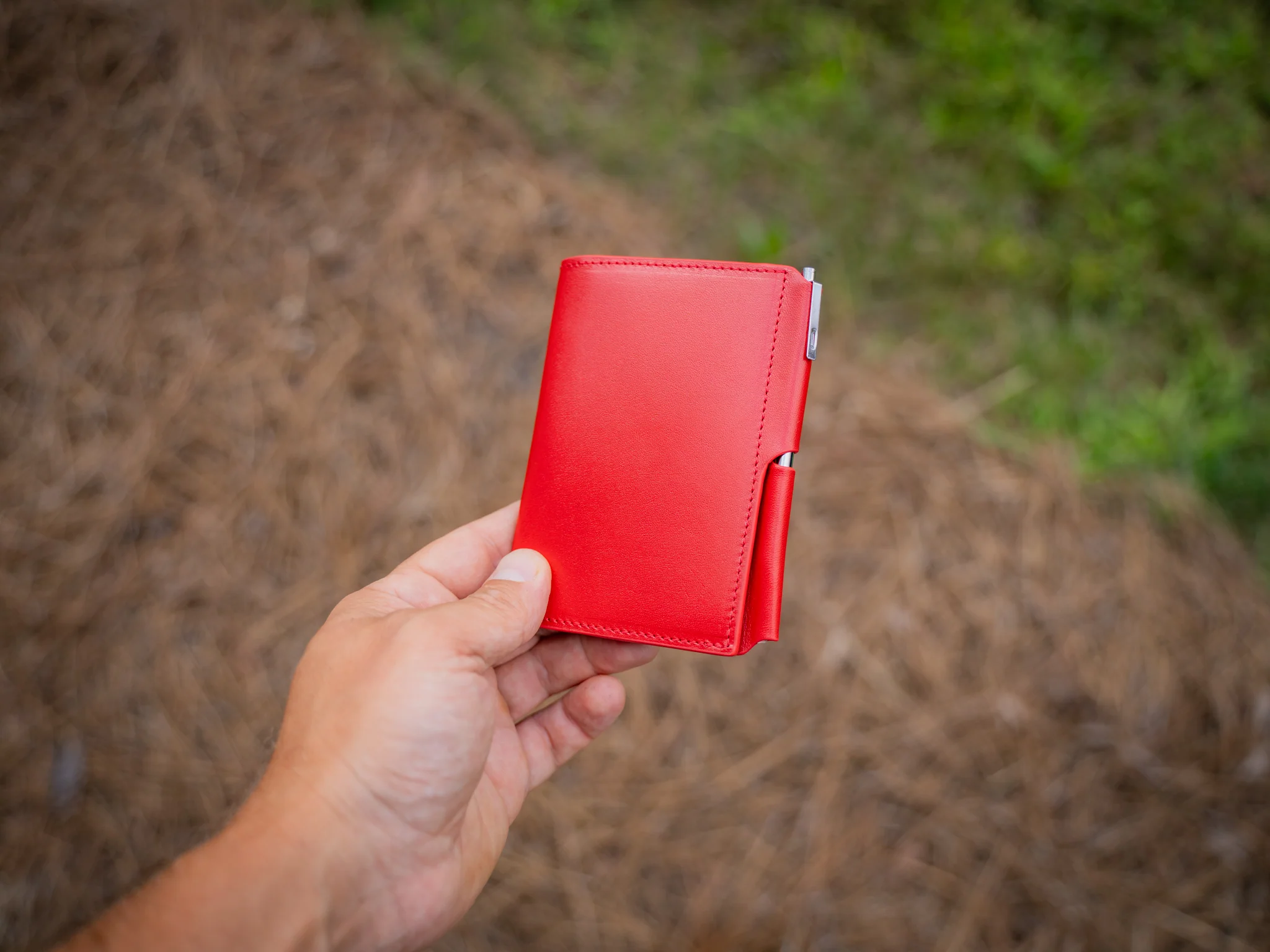 Vintage Leather Journal Wallet 2.0 with Pen XS - Red - Image 5
