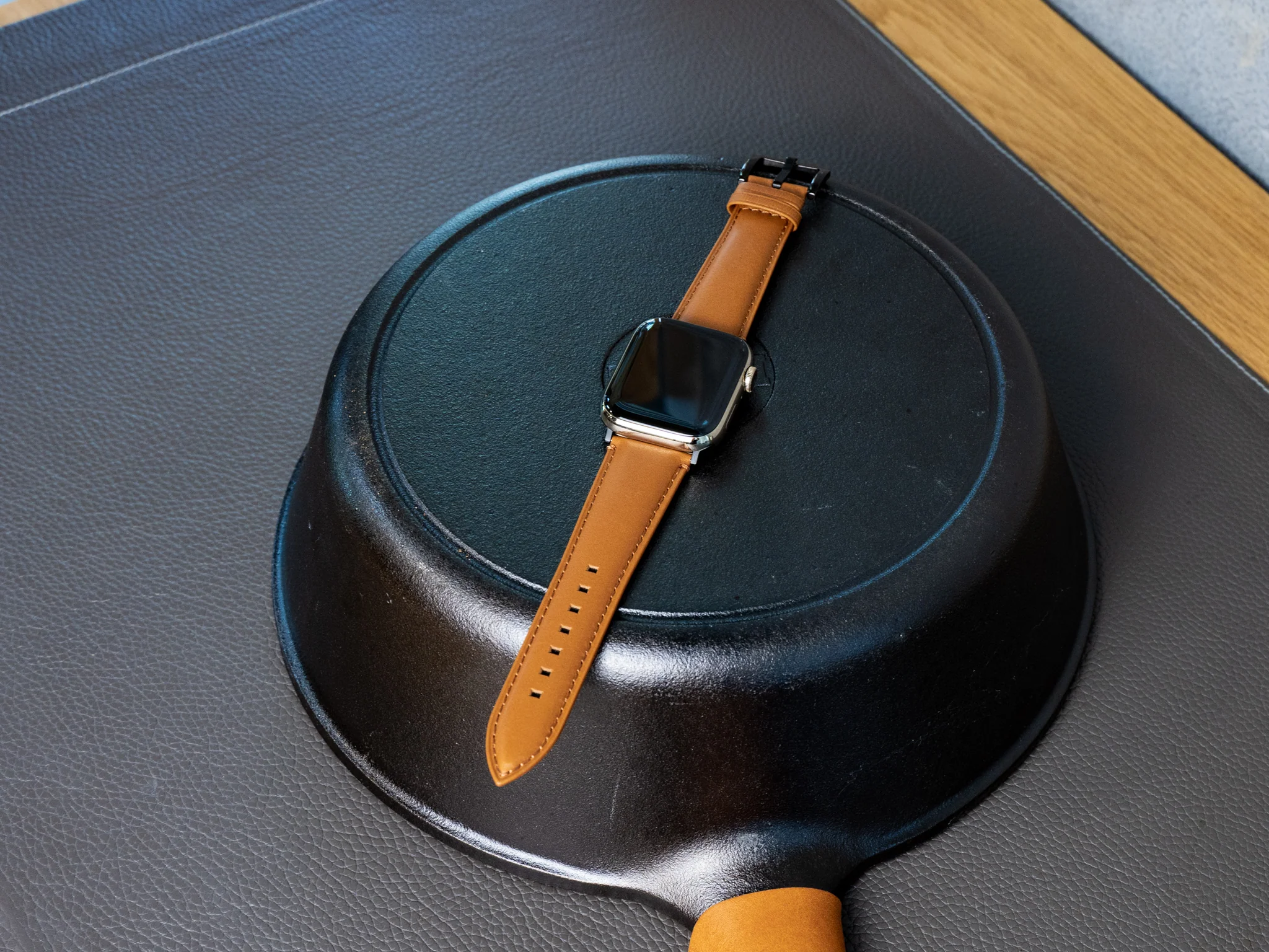 Vintage Leather Single Apple Watch Band - Whiskey - Image 2