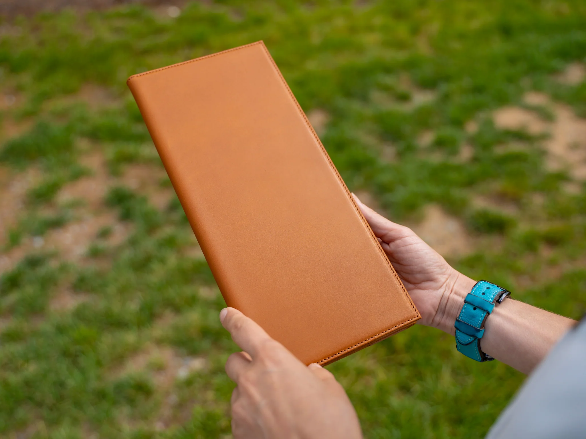 Vintage Leather Trifold Menu - Whiskey - Image 7