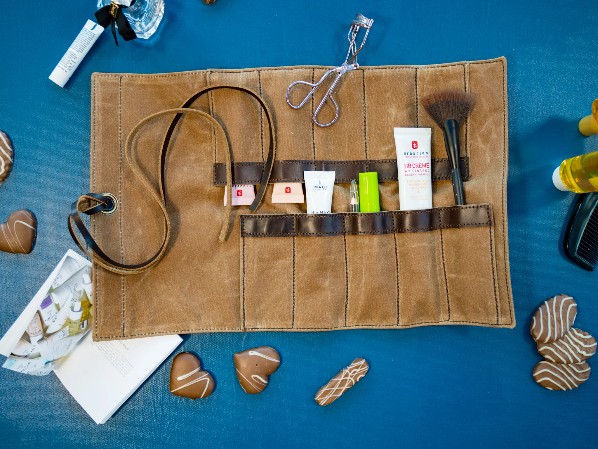 Waxed Canvas and Leather Makeup Organizer - Camel - Image 2