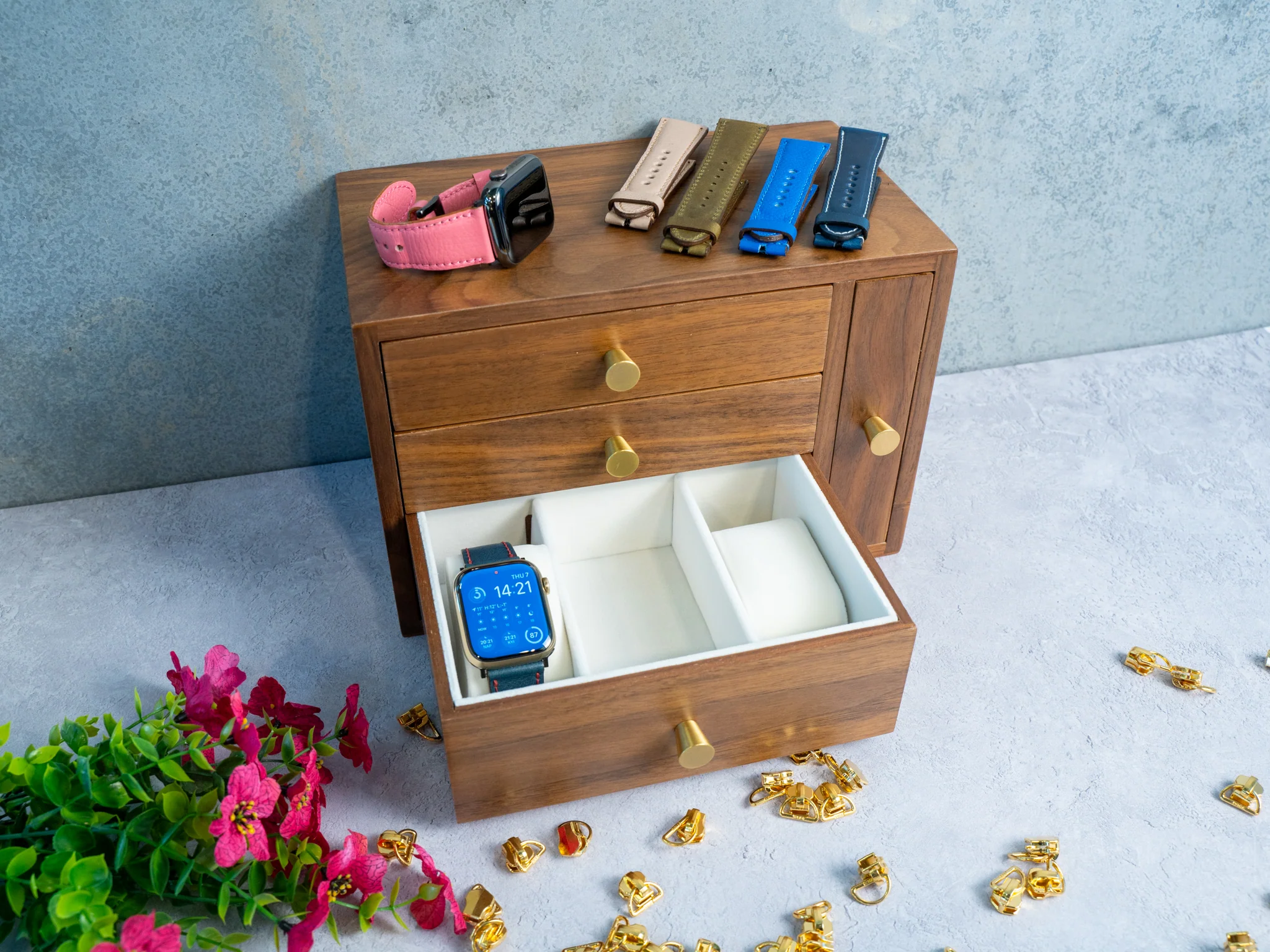 Wooden Jewelry Organizer - Image 4